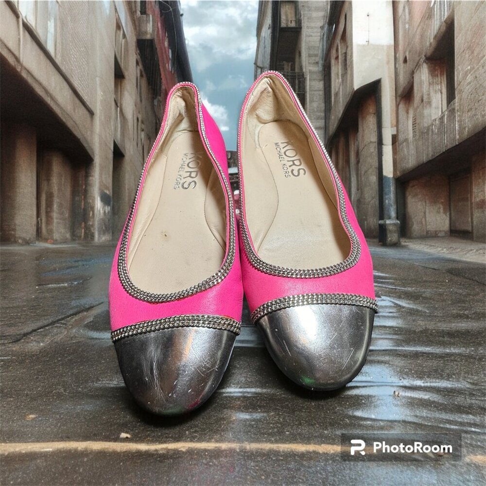 Kors Michael Kors size 7.5 pink/ silver flats